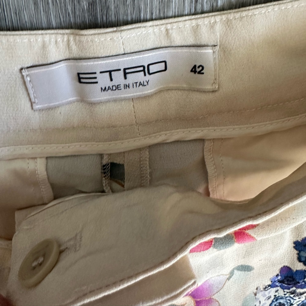 Etro Beige Floral Trousers - Picture 3 of 4
